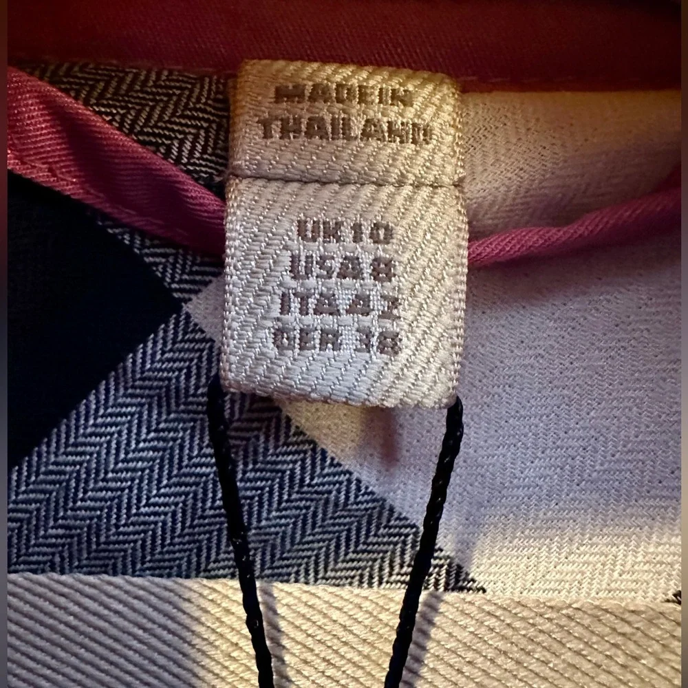 Burberry Brit Women’s Trench Coat-New With Tags! - Picture 9 of 16